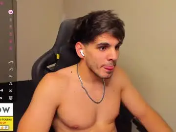 Chaturbate Watch Live Sex Cams of derekcb