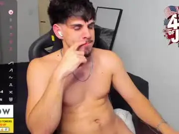 Chaturbate Nude Webcam of derekcb