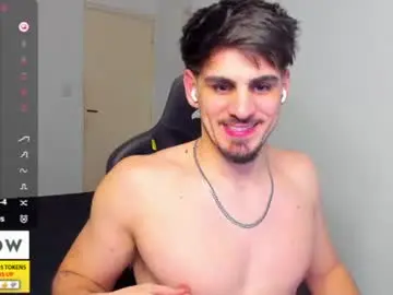 Chaturbate Best live sex cam show of derekcb