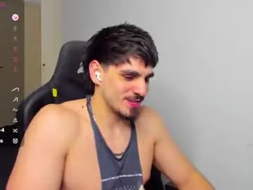 Chaturbate Free Porn Cam of derekcb