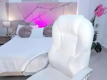 Chaturbate Live Sex Cam of julyy_adams