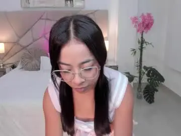 Chaturbate Live Porn of julyy_adams