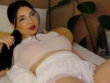 Chaturbate Adult Video Chat of bellahere