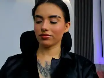 Chaturbate Nude Webcam of isabella_hv