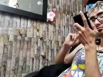 Chaturbate Live Sex Cam of jhosuamoore