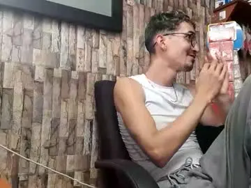 Chaturbate Free Live Porn of jhosuamoore