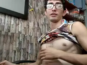 Chaturbate Best live sex cam show of jhosuamoore
