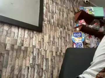 Chaturbate Free Live Porn of jhosuamoore