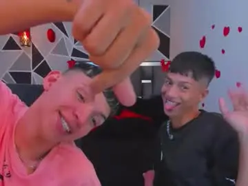 Chaturbate Live Sex Cam of juan_nd_steven