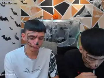 Chaturbate Live Sex Cam of juan_nd_steven