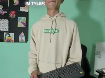 Chaturbate Adult Webcams of alexandluke1