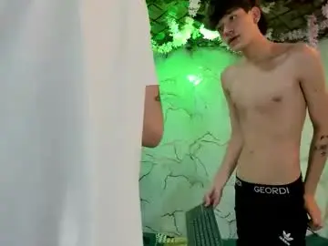 Chaturbate Watch Live Sex Cams of alexandluke1