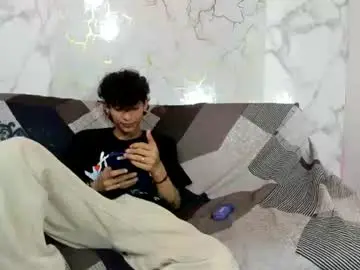 Chaturbate Live Sex Cam of alexandluke1