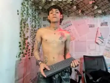 Chaturbate Live Porn of alexandluke1