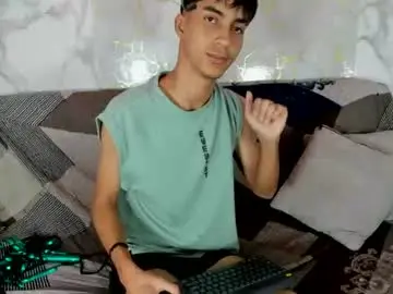 Chaturbate Live Sex of alexandluke1