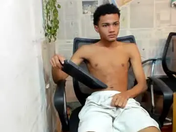 Chaturbate Private Sex Chat of alexandluke1