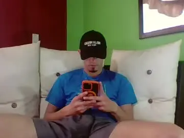 Chaturbate Live Porn of boyfriend_fuckme