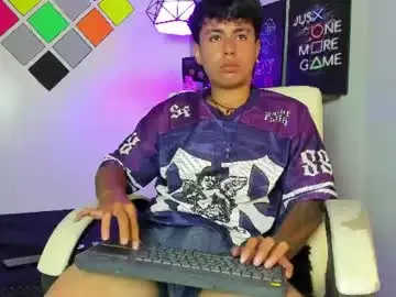 Chaturbate Live Sex Cam of jonnie_rodriguez