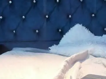 Chaturbate Live Sex Cam of _dasha__