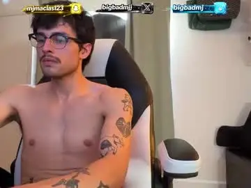 Chaturbate Best live sex cam show of bigbadmj