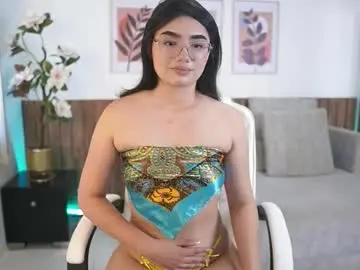 Chaturbate Nude Webcam of emilyturnerx