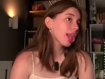 Chaturbate Adult Video Chat of aislyfarran
