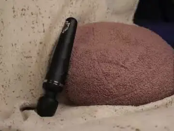 Chaturbate Live Sex Cam of aislyfarran