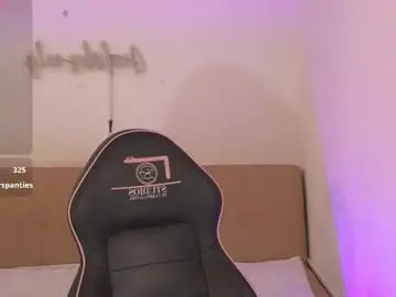 Chaturbate Adult Webcams of ana_tay1