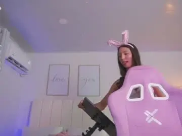 Chaturbate Best live sex cam show of cristal_bunny