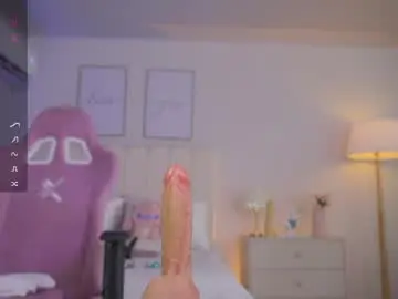 Chaturbate Free Porn Cam of cristal_bunny