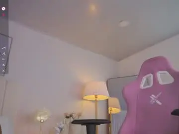 Chaturbate Sex Cam of cristal_bunny