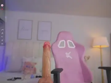 Chaturbate Free Porn Cam of cristal_bunny