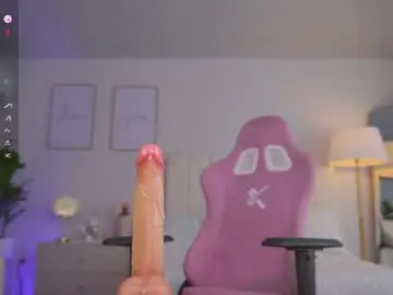 Chaturbate Free Live Porn of cristal_bunny