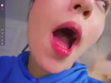 Chaturbate Live Sex Cam of cristal_bunny