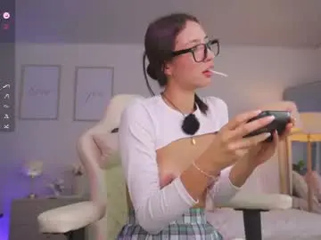 Chaturbate Live Sex Cam of cristal_bunny