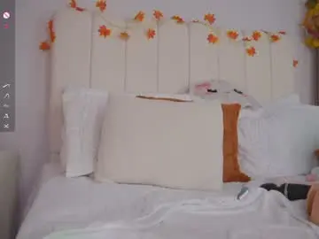 Chaturbate Free Porn Cam of cristal_bunny
