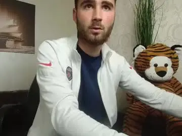 Chaturbate Live Sex of kyloeast