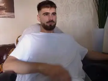 Chaturbate Live Sex Cam of kyloeast