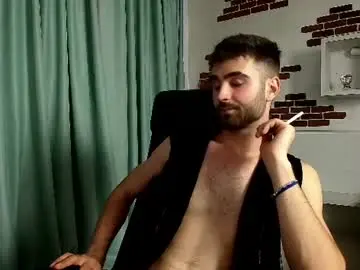 Chaturbate Watch Live Sex Cams of kyloeast