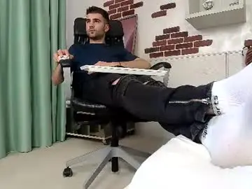 Chaturbate Live Porn of kyloeast
