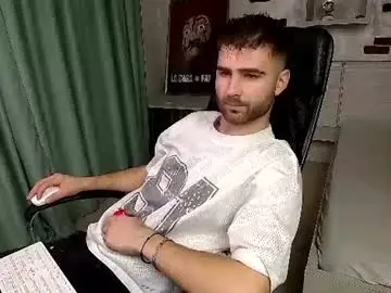 Chaturbate Watch Live Sex Cams of kyloeast