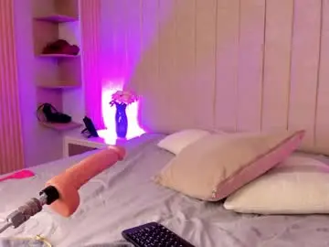 Chaturbate Live Sex Cam of littleoliviia_