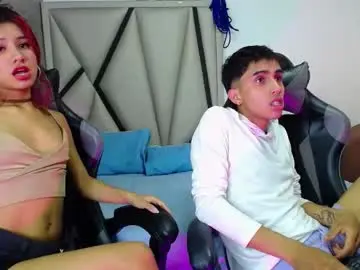 Chaturbate Live Sex Cam of amy_fox03