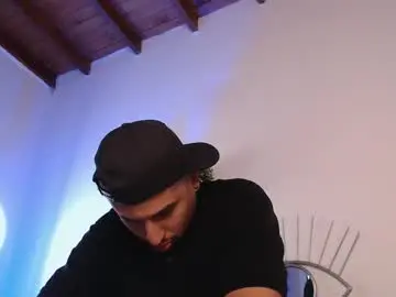 Chaturbate Best live sex cam show of deivy_gram