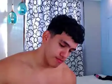 Chaturbate Free Live Porn of hotcrew_