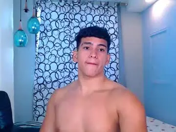 Chaturbate Best live sex cam show of hotcrew_