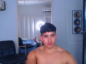 Chaturbate Best live sex cam show of hotcrew_