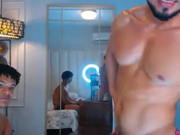 Chaturbate Adult Webcam of hotcrew_