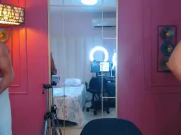 Chaturbate Live Sex Cam of hotcrew_