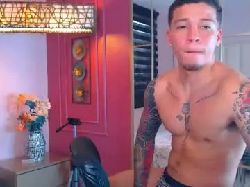 Chaturbate Best live sex cam show of hotcrew_